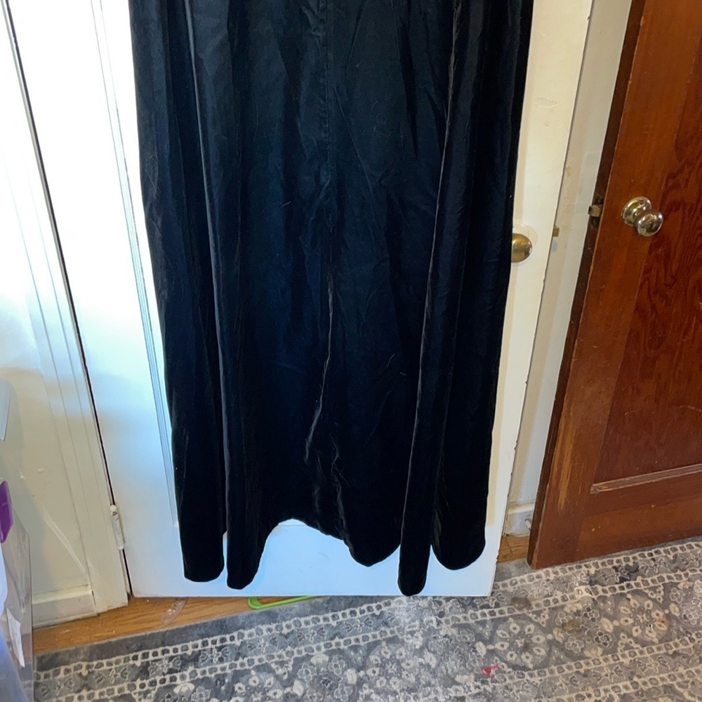 Jessica McClintock Collections Elegant Black Velvet Cape trench long length - Picture 7 of 10